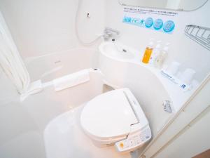 Super Hotel Shinbashi-Karasumoriguchi - Dining Options