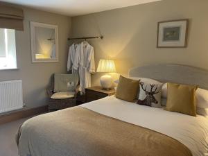 The Bell at Ramsbury - Accommodation and Amenities