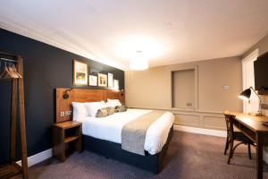 The Castle by Innkeepers Collection - Room Types and Amenities