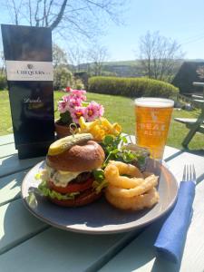 The Chequers Inn - Guest Ratings and Reviews
