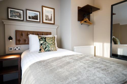 The Cheshire Cat by Innkeepers Collection - Guest Experiences