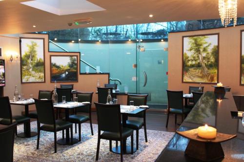 The Colonnade - Room Options and Features