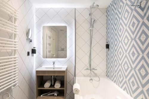 The Deck Hotel by Happyculture - Guest Experience and Reviews