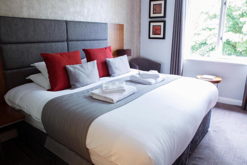 The Fox & Goose Hotel - Room Types and Booking Information