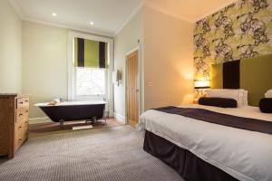 The Green House - Guest Ratings and Reviews