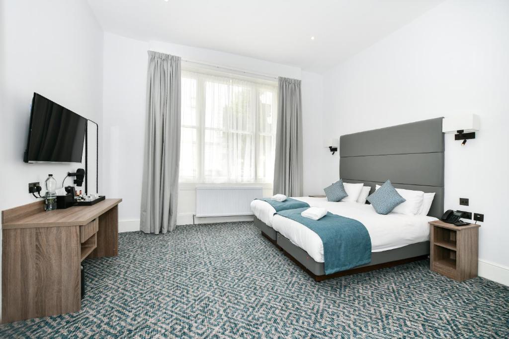 The J Hyde Park - Available Amenities