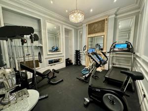 The Leonard Hotel - Facilities and Amenities