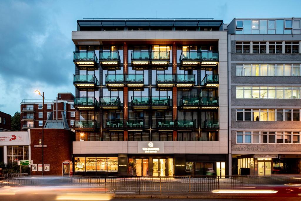The Quarters Swiss Cottage - Guest Experience