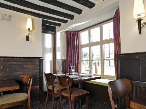 The Red Lion Hotel - Dining and Cuisine