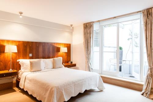 The Rockwell - Amenities and Services