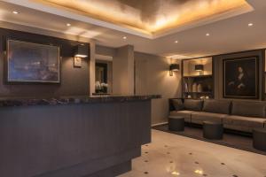 The Ternes Villa - Comfortable Room Features