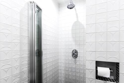 The Whitechapel - Amenities and Facilities