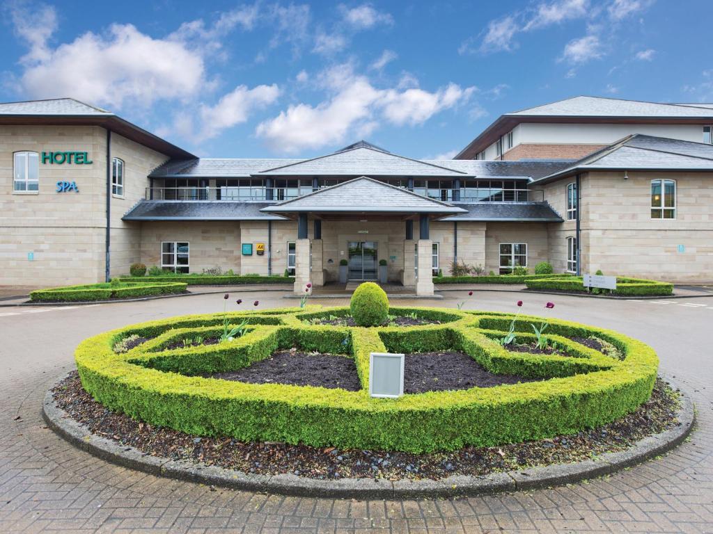 Thorpe Park Hotel and Spa Review