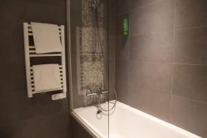 Timhotel Odessa Montparnasse - Guest Experience and Amenities