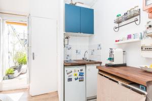 TinyHouse Inn Saint-Germain-des-Prés - Location and Accessibility