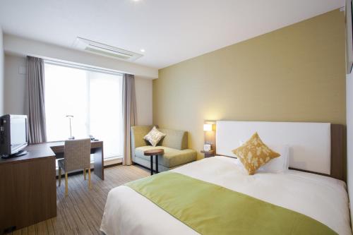 Tokyu Stay Yoga - Location Overview