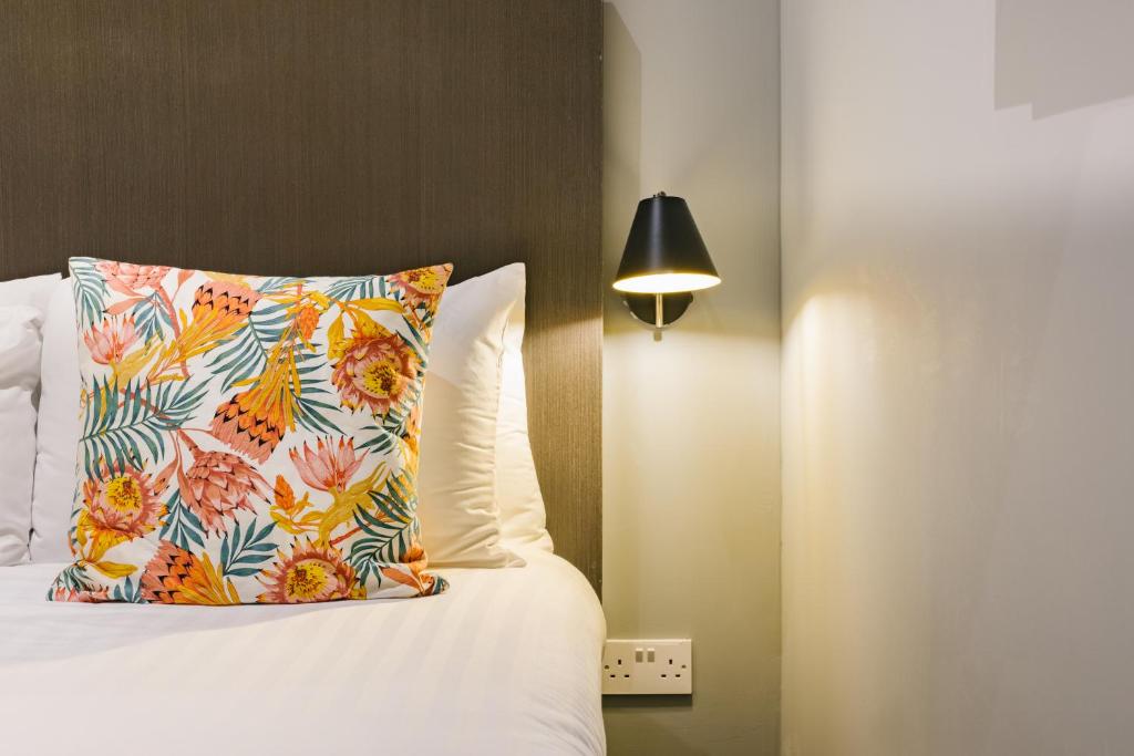 Tower Bridge Road Rooms - Room Features and Amenities