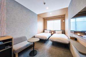 Travelodge Kyoto Shijo Omiya - Accessibility and Amenities