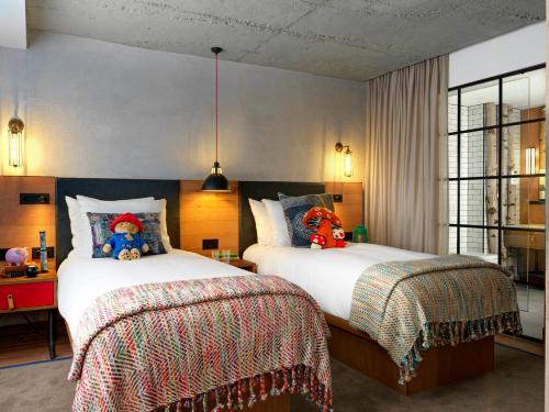 Treehouse Hotel London - Guest Reviews and Ratings