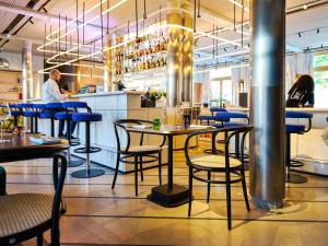 TRIBE Paris Clichy - Location and Accessibility Highlights