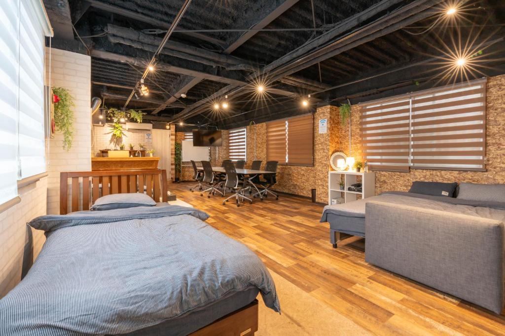 U.HOUSE - Property Amenities and Facilities