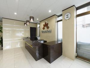 Victoria Hotel - Location and Accessibility