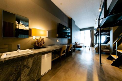 VILLA KOSHIDO ODORI - Location and Nearby Attractions
