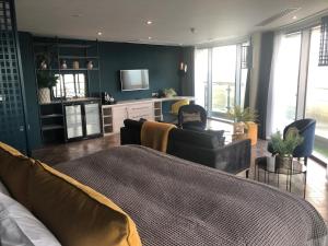 Waterfront Southport Hotel - Accommodation Choices