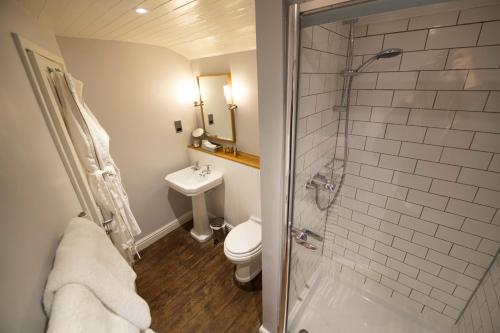 Wheelwrights Arms Country Inn & Pub - Dining Options