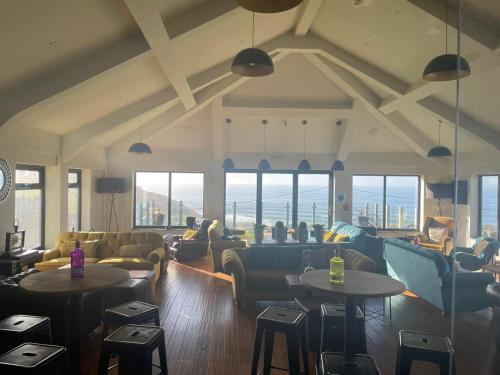 Widemouth Manor - Check-in and Policies
