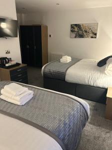 Woodhouse Hotel Fully Refurbished Quiet Family Hotel No Stag or Hens All Will Be Refused on Checkin - Exceptional Guest Experiences