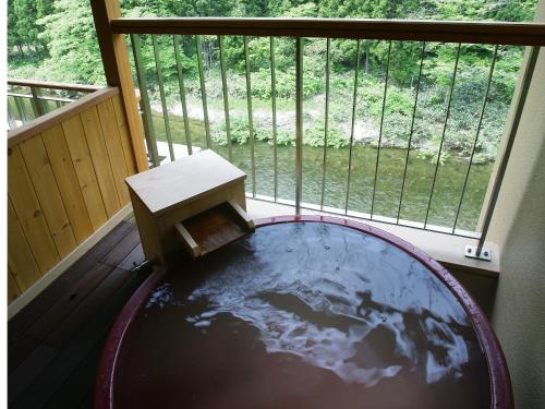 Yokohama Is a Hot Spring Resort - Guest Ratings and Reviews