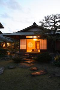 Yoyokaku - Facilities and Services