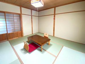 Yufuin Onsen Hasuwa Inn - Accommodation and Amenities