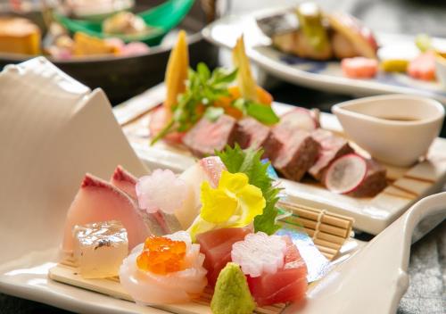 Yufuin Onsen Hinoharu Ryokan Review - Accommodation Options