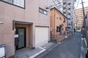 ZAITO Tokyo Luna Lane Inn, 5 Minutes Walk From Kameido Station - Amenities and Features