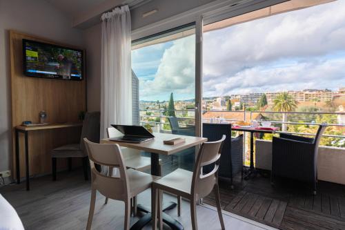 Zenitude Hotel-Residences Le Cannet - Facilities and Amenities Offered