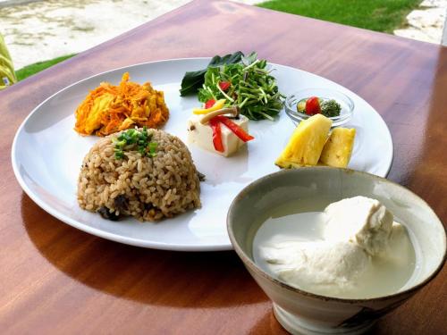 413 Hamahiga Hotel＆Cafe Review
