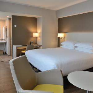 AC Hotel by Marriott Marseille Prado Vélodrome - About Staying Here