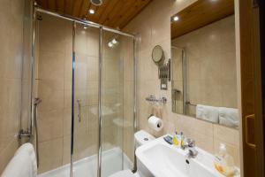 Adria Hotel - Policies and Additional Information