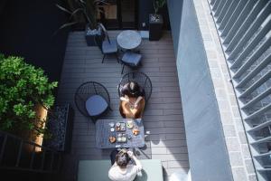 AMANEK Hotel Shinjuku Kabukicho - Dining Options