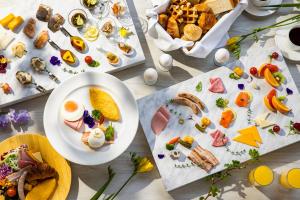 ANA Crowne Plaza Kanazawa, an IHG Hotel - On-Site Dining Options