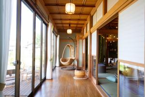 Ancient People Live Again, Hotel Relink - Nearby Attractions