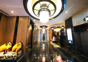 APA Hotel Midosuji Honmachi Ekihigashi - Guests With Children and Pets