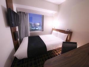 APA Hotel Nihonbashi Hamacho Ekiminami - Location and Accessibility