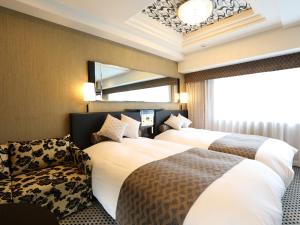 APA Hotel Shinjuku Kabukicho Chuo - Dining Options