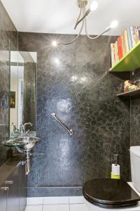 Apartment Near the Eiffel Tower - House Rules