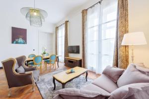 AppartCity Collection Nîmes Arènes - Booking and Reservations