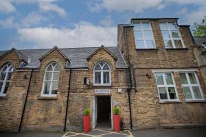 Arch Hotel - Guest Experience and Ratings