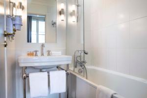 Arioso - About Staying Here